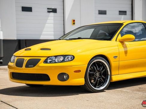 Used 2004 Pontiac GTO image 32