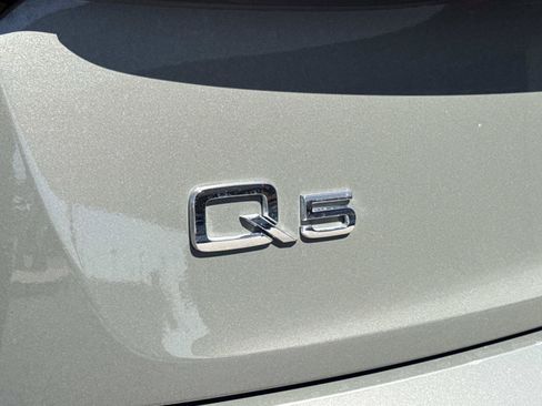 Used 2023 Audi Q5 2.0T Premium Plus AWD/4WD image 28