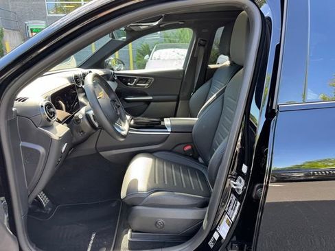 Used 2026 Mercedes-Benz GLC 300 4MATIC image 11