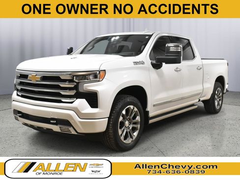 Used 2023 Chevrolet Silverado 1500 High Country w/ Max Trailering Package AWD/4WD image 1