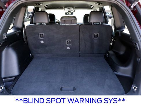 Used 2024 Jeep Grand Cherokee Altitude RWD image 26