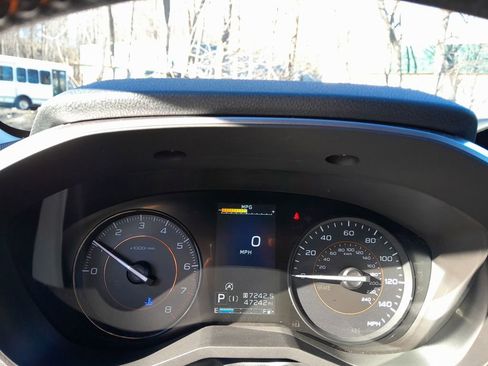 Used 2023 Subaru Crosstrek 2.0i Premium AWD/4WD image 21