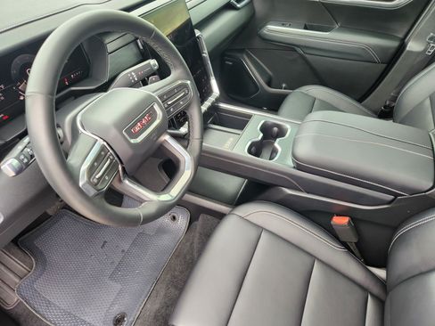 Used 2026 GMC Acadia Elevation w/ Black Edition FWD image 14