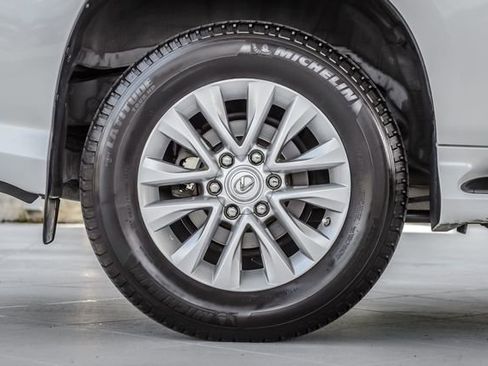 Used 2021 Lexus GX 460 Premium image 12