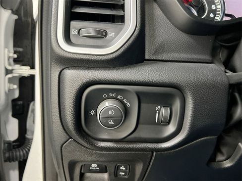 Used 2022 RAM 1500 Big Horn image 17