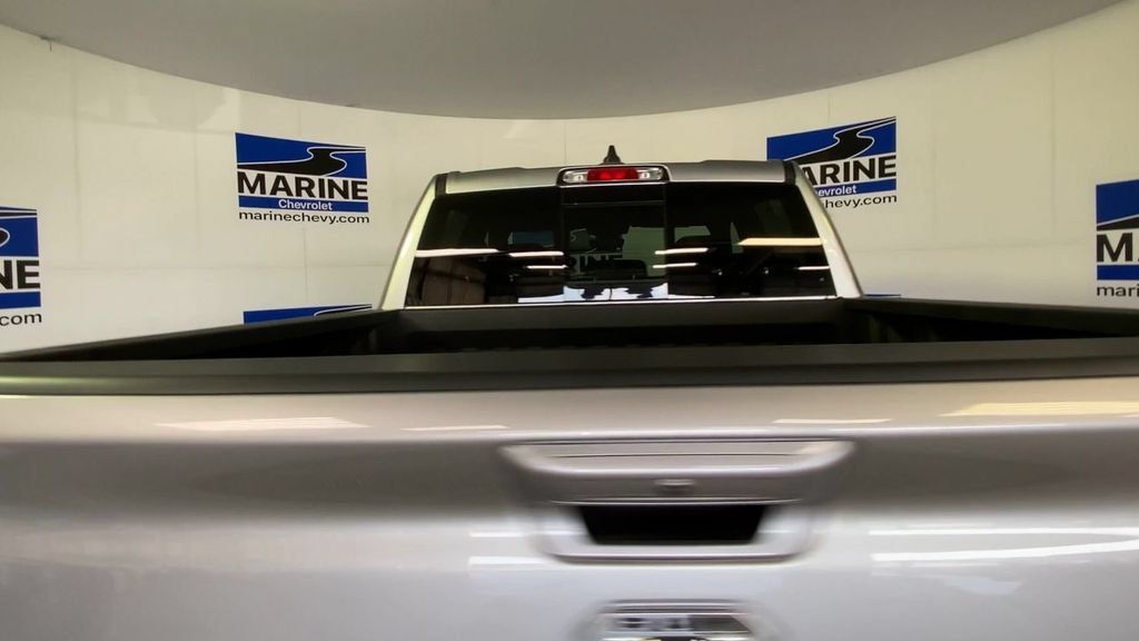 Used 2022 RAM 1500 Big Horn AWD/4WD image 9
