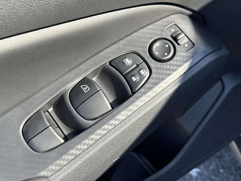 Certified 2025 Nissan Altima 2.5 S image 21