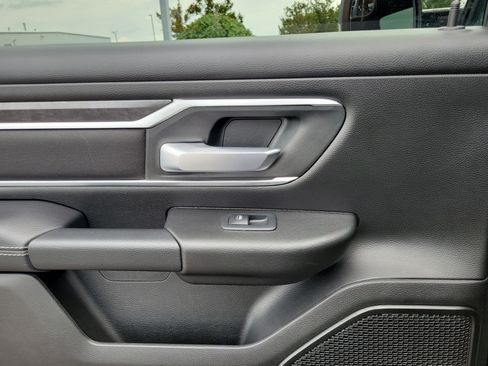 Used 2023 RAM 1500 Big Horn AWD/4WD image 12