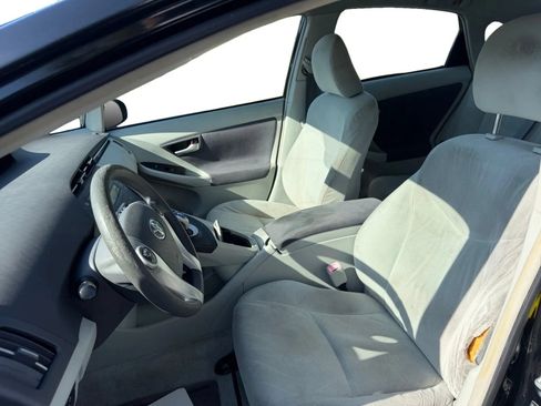 Used 2010 Toyota Prius Two FWD image 12