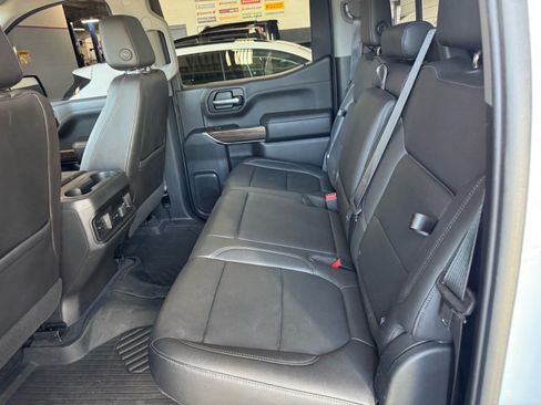 Used 2020 Chevrolet Silverado 1500 RST AWD/4WD image 12