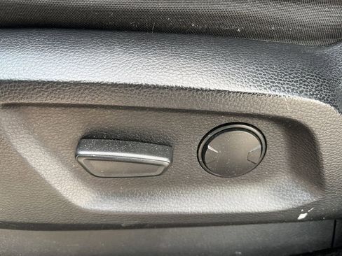 Used 2019 Ford Ranger XLT w/ Equipment Group 302A Luxury image 10