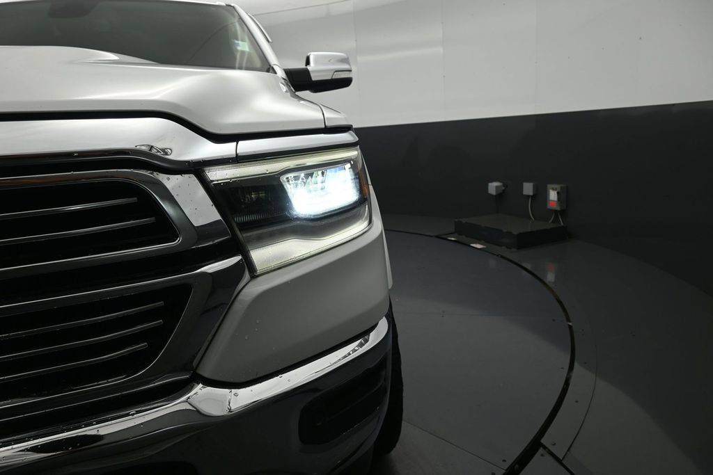 Used 2020 RAM 1500 Laramie RWD image 16