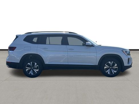 New 2026 Volkswagen Atlas SE FWD image 4