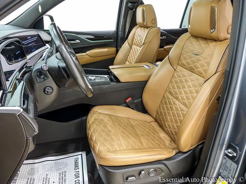 Used 2021 Cadillac Escalade Sport w/ Driver Assist Tech Package AWD/4WD image 13