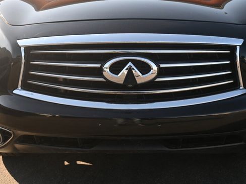 Used 2012 INFINITI FX35 2WD w/ Premium Pkg image 4