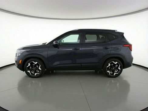 Used 2025 Kia Seltos S FWD image 5