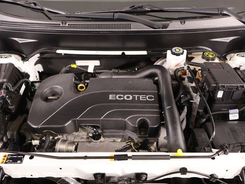 Used 2021 Chevrolet Equinox LT FWD image 18