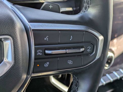 Used 2025 GMC Acadia Elevation w/ Elevation Premium Package image 25