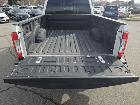 Certified 2019 Ford F250 Lariat w/ Lariat Value Package image 25