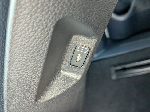 New 2026 Kia Carnival SX Prestige image 21