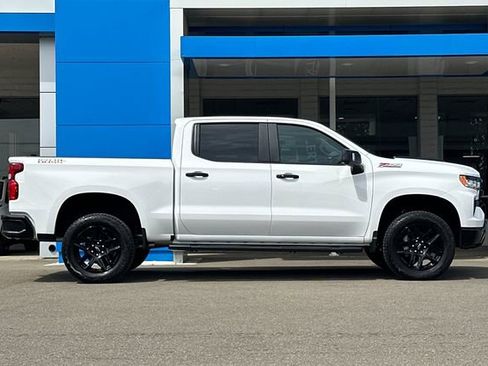 New 2026 Chevrolet Silverado 1500 LT Trail Boss w/ Safety Package AWD/4WD image 4