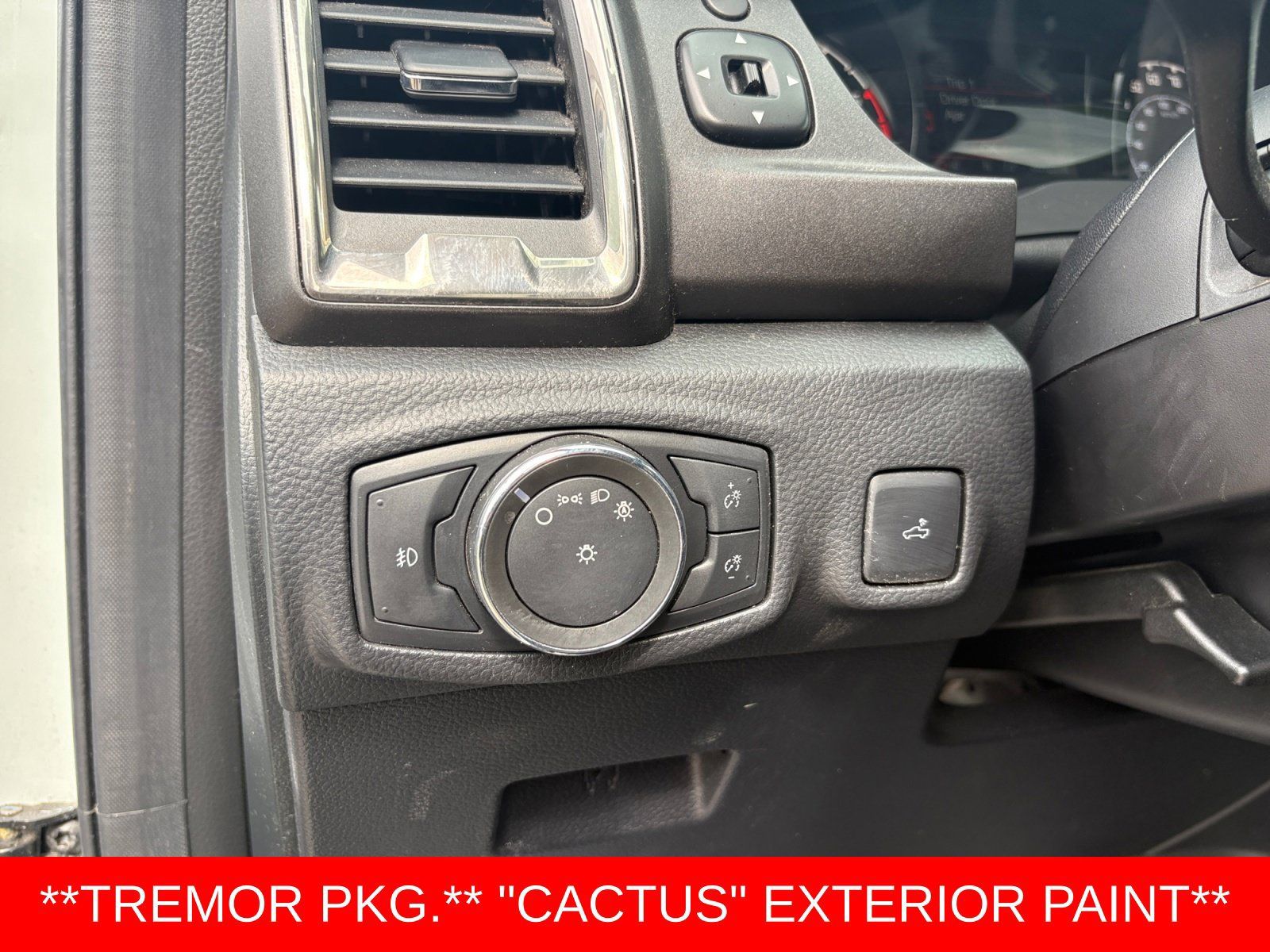 Used 2021 Ford Ranger XLT w/ Tremor Off-Road Package AWD/4WD image 19