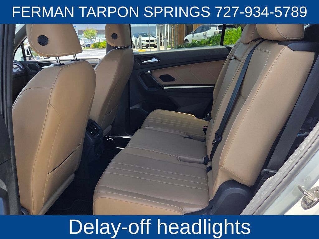 Used 2023 Volkswagen Tiguan SE FWD image 14