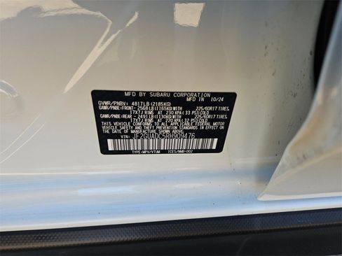 Used 2024 Subaru Crosstrek 2.0i Premium image 31