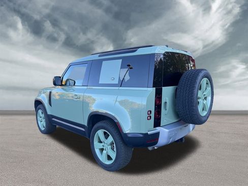 Used 2023 Land Rover Defender 110 75th Limited Edition image 3