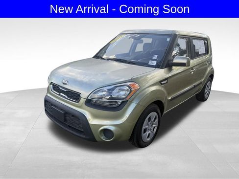 Used 2013 Kia Soul image 2