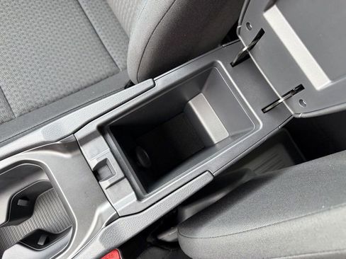 New 2026 Nissan Kicks S image 27