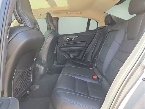 Used 2024 Volvo S60 B5 Plus image 15