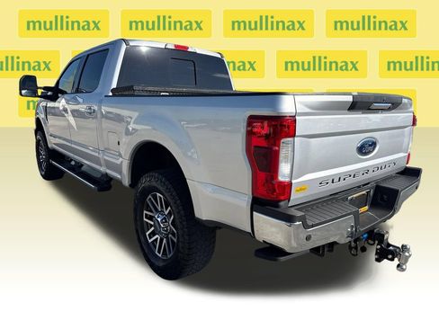 Used 2019 Ford F250 Lariat w/ Lariat Value Package AWD/4WD image 8