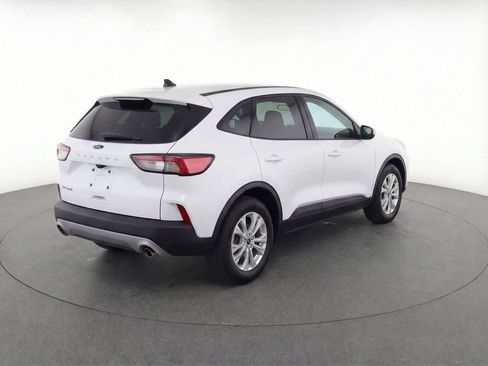 Used 2024 Ford Escape Active FWD image 3