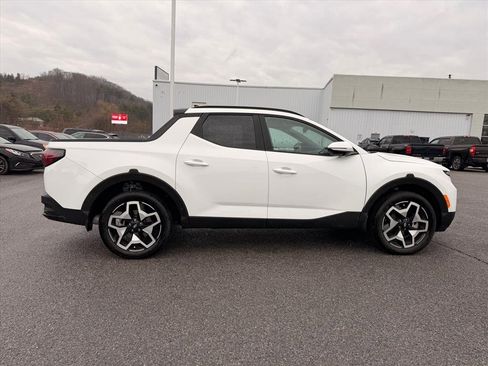 Used 2024 Hyundai Santa Cruz Limited image 12