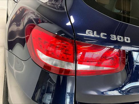 Used 2016 Mercedes-Benz GLC 300 4MATIC image 30