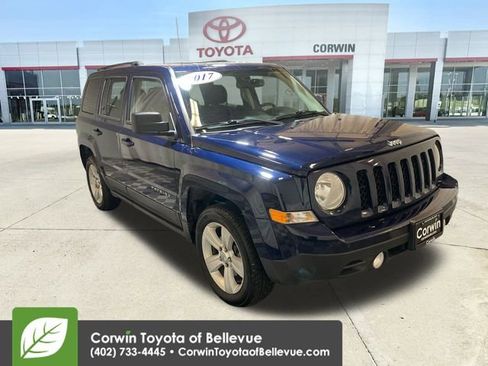 Used 2017 Jeep Patriot Latitude image 2