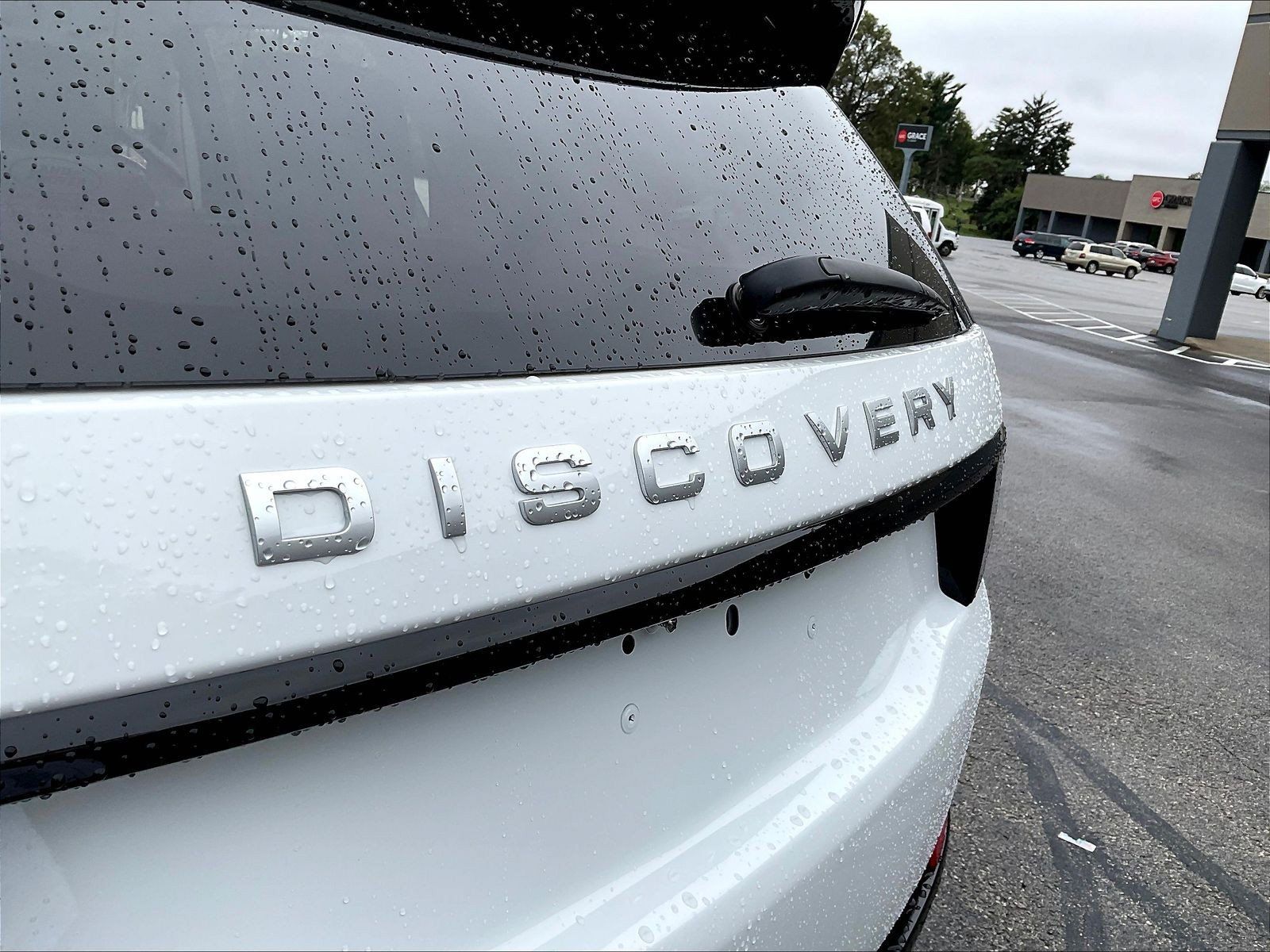 Used 2025 Land Rover Discovery Sport S AWD/4WD image 25