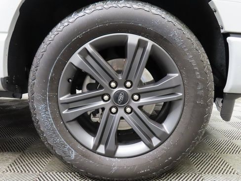 Used 2023 Ford F150 Lariat w/ Equipment Group 502A High image 8