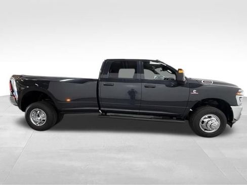 New 2026 RAM 3500 Tradesman AWD/4WD image 5