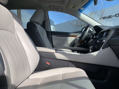 Used 2017 Lexus RX 350 FWD w/ Premium Package image 35