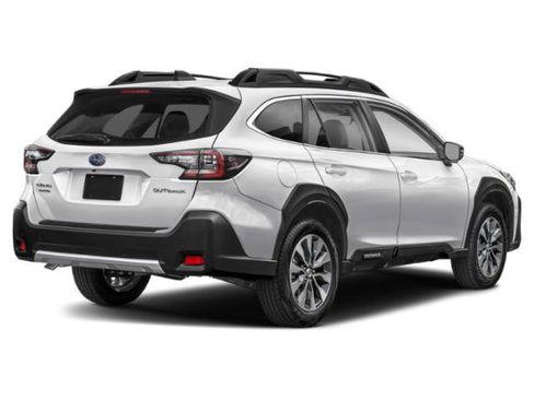 Used 2025 Subaru Outback Limited AWD/4WD image 2