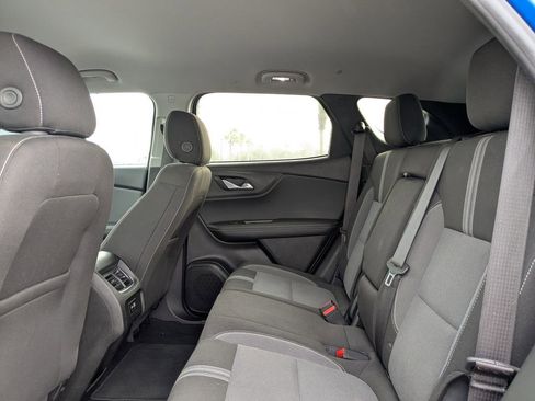 Used 2025 Chevrolet Blazer LT image 14