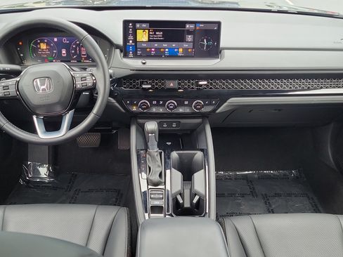 Used 2024 Honda Accord Touring image 16