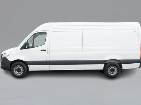 New 2025 Mercedes-Benz Sprinter 2500 image 8
