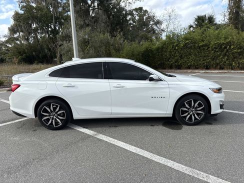 Used 2024 Chevrolet Malibu RS image 2