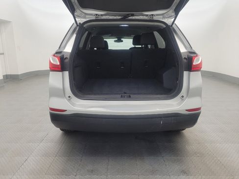 Used 2021 Chevrolet Equinox LS w/ LPO, Cargo Package FWD image 29