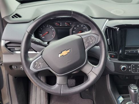 Used 2018 Chevrolet Traverse LT image 20