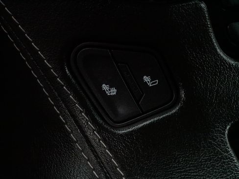 Used 2019 Chevrolet Tahoe LT image 29