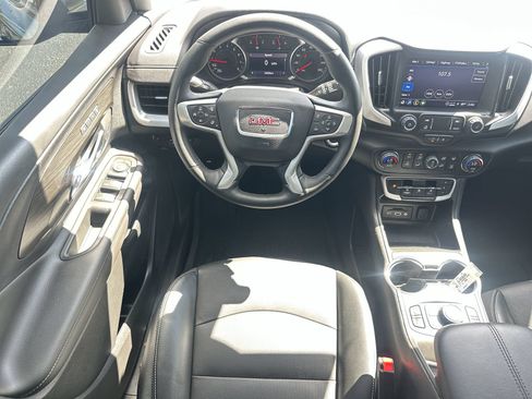 Used 2023 GMC Terrain SLT w/ LPO, Floor Liner Package FWD image 17